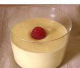 Mousse au chocolat blanc et cointreau