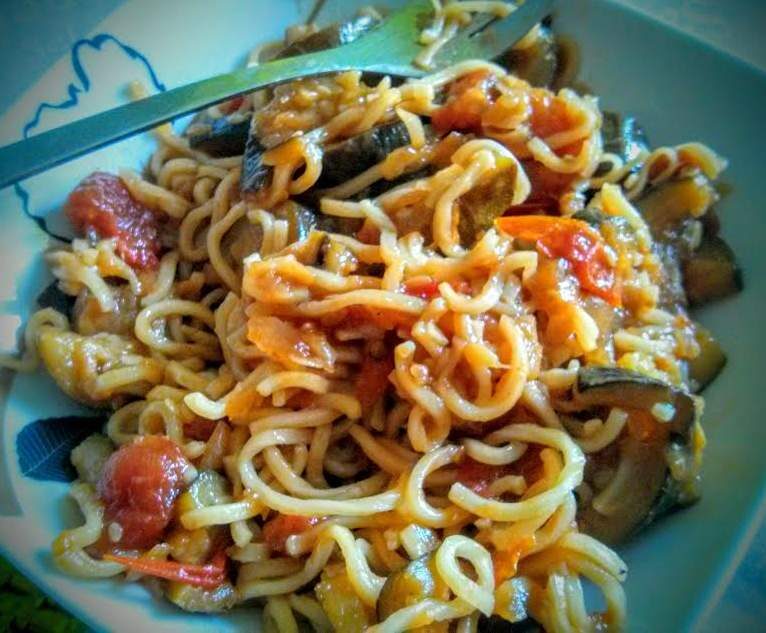 Nouilles chinoises sauce sucrée salée