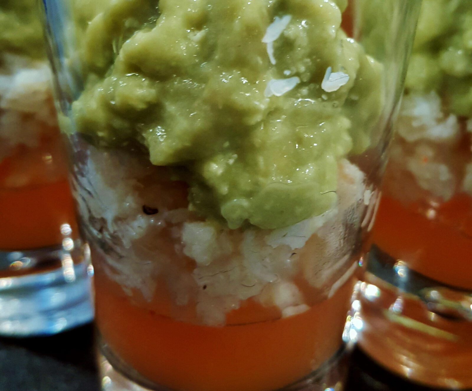 Nuage de guacamole, crabe et gelée de pamplemousse
