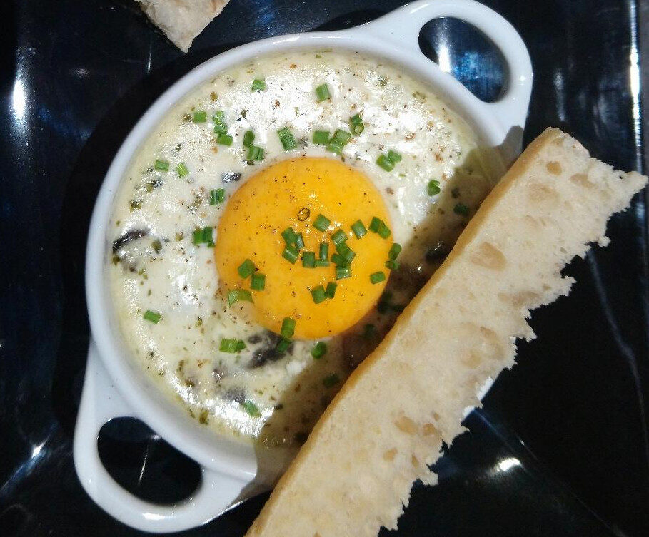 Oeuf cocotte champignons/lardons