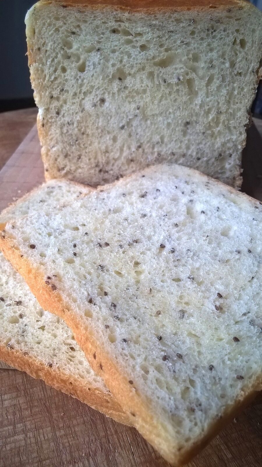 Pain de mie moelleux aux graines de chia