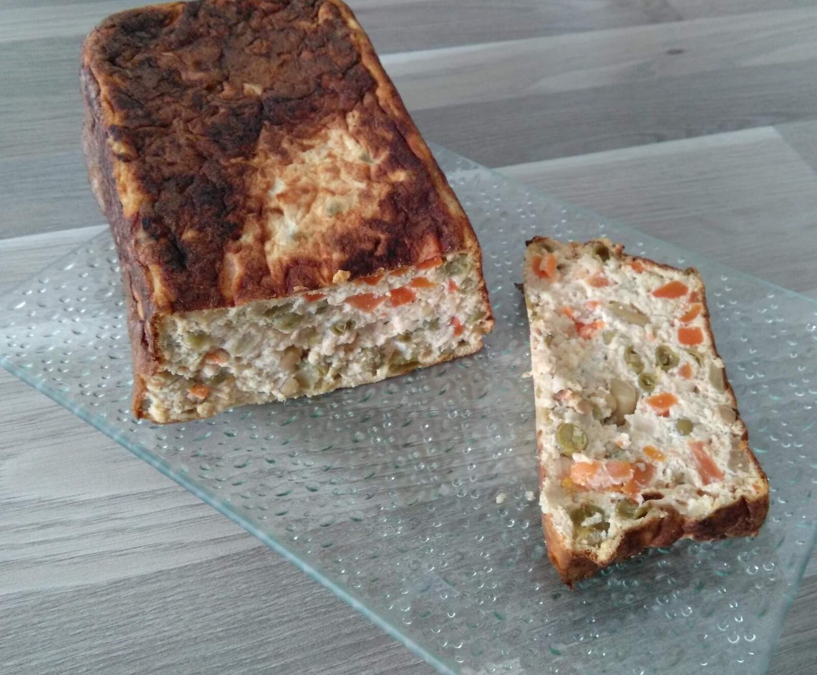 Pain de thon et macédoine