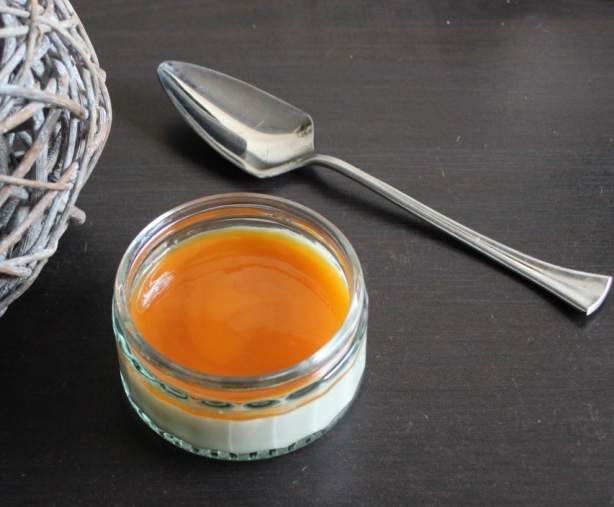 Panna cotta vanille au coulis mangue/fruits de la passion (agar agar)