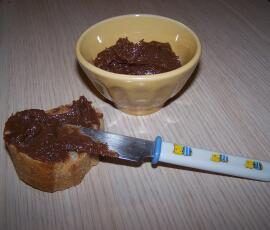 Pâte à tartiner aux noix (