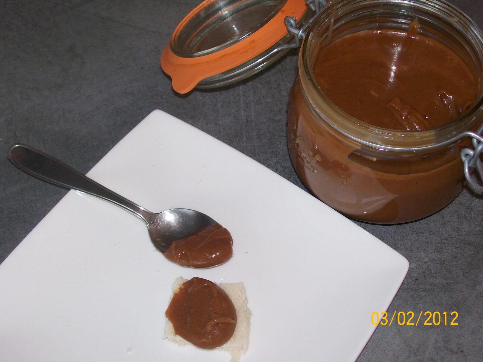 Pâte à tartiner chocolat au lait spéculoos