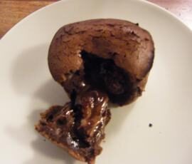 Petits moelleux au coeur fondant de chocolat caramel.