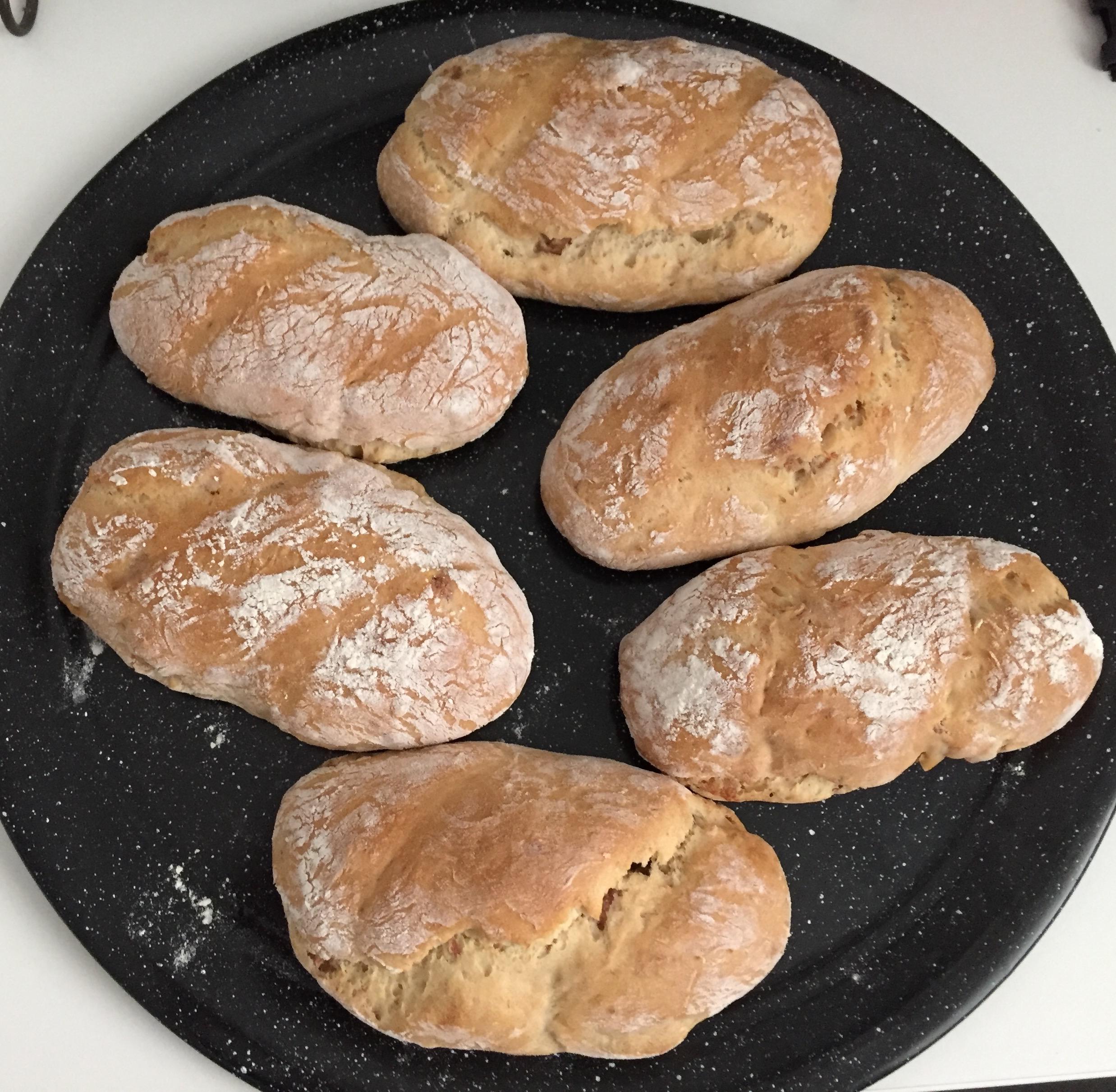 Petits pains aux lardons