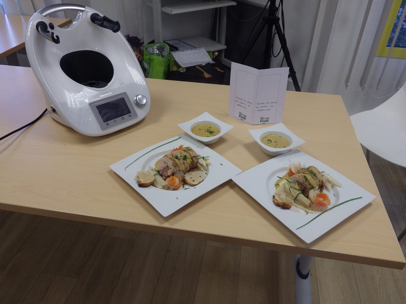 Pintade en Salmis aux navets de Pardailhan