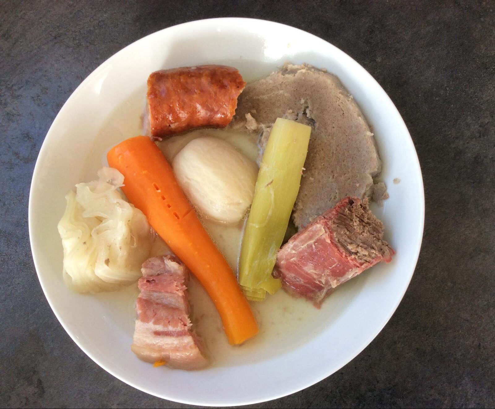 Pot au feu breton (Kig ha farz gwiniz du)