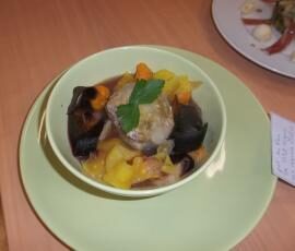 Pot au feu de filet mignon aux légumes oubliés