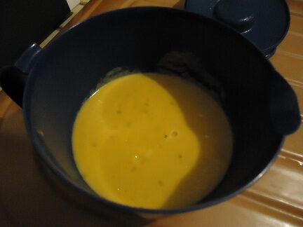 Potage aux 3 poivrons et courgettes