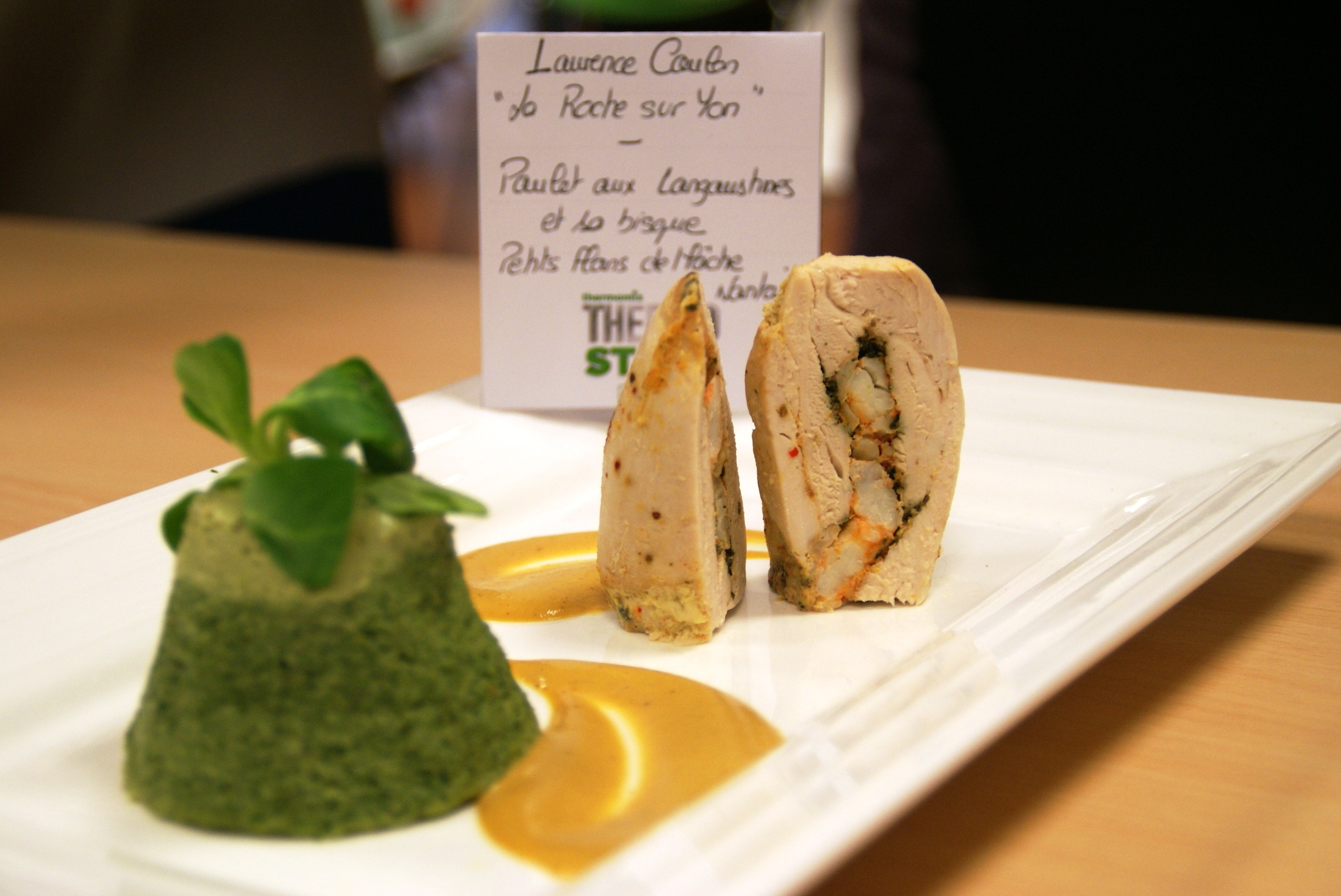 Poulet aux Langoustines et sa Bisque, Petits flans de mâche Nantaise