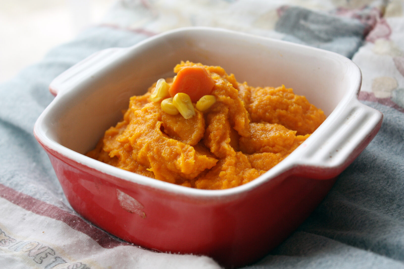 Purée de carottes et maïs (8-10 mois)