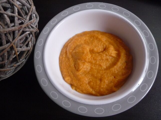 Purée de dinde, pommes de terre et carottes pour bébé