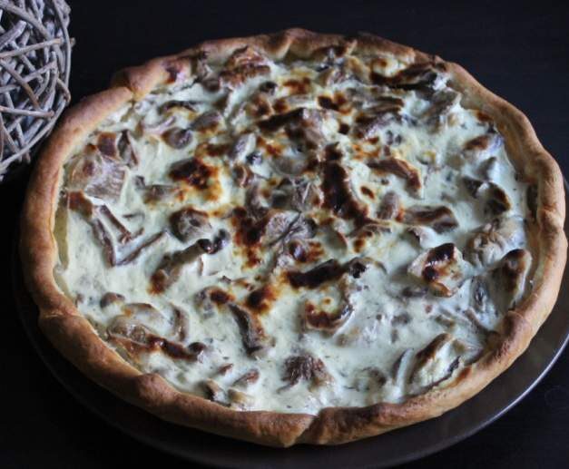 Quiche aux champignons, boursin et petits suisses