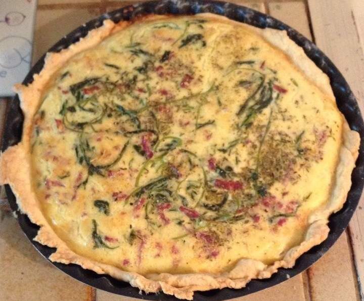 Quiche aux fanes de radis - bacon