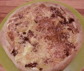 Quiche aux pommes de terre / charcuterie