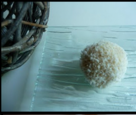 Rafaello maison ou bouchées noix de coco noisettes