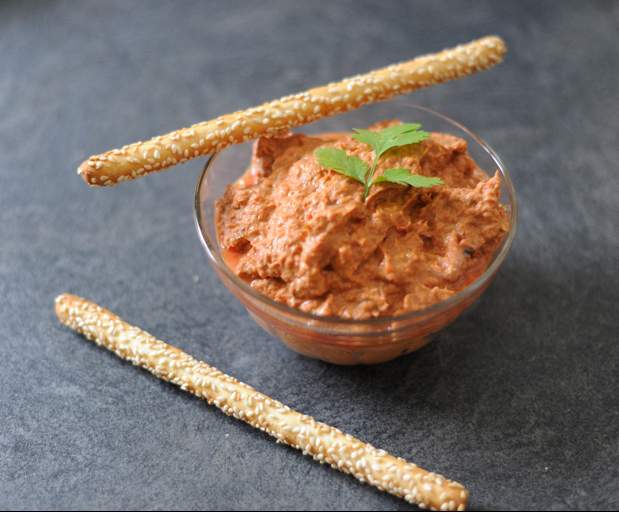 Rillettes de sardines, poivrons et tomates séchées