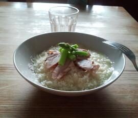 Risotto au poulet et aux asperges