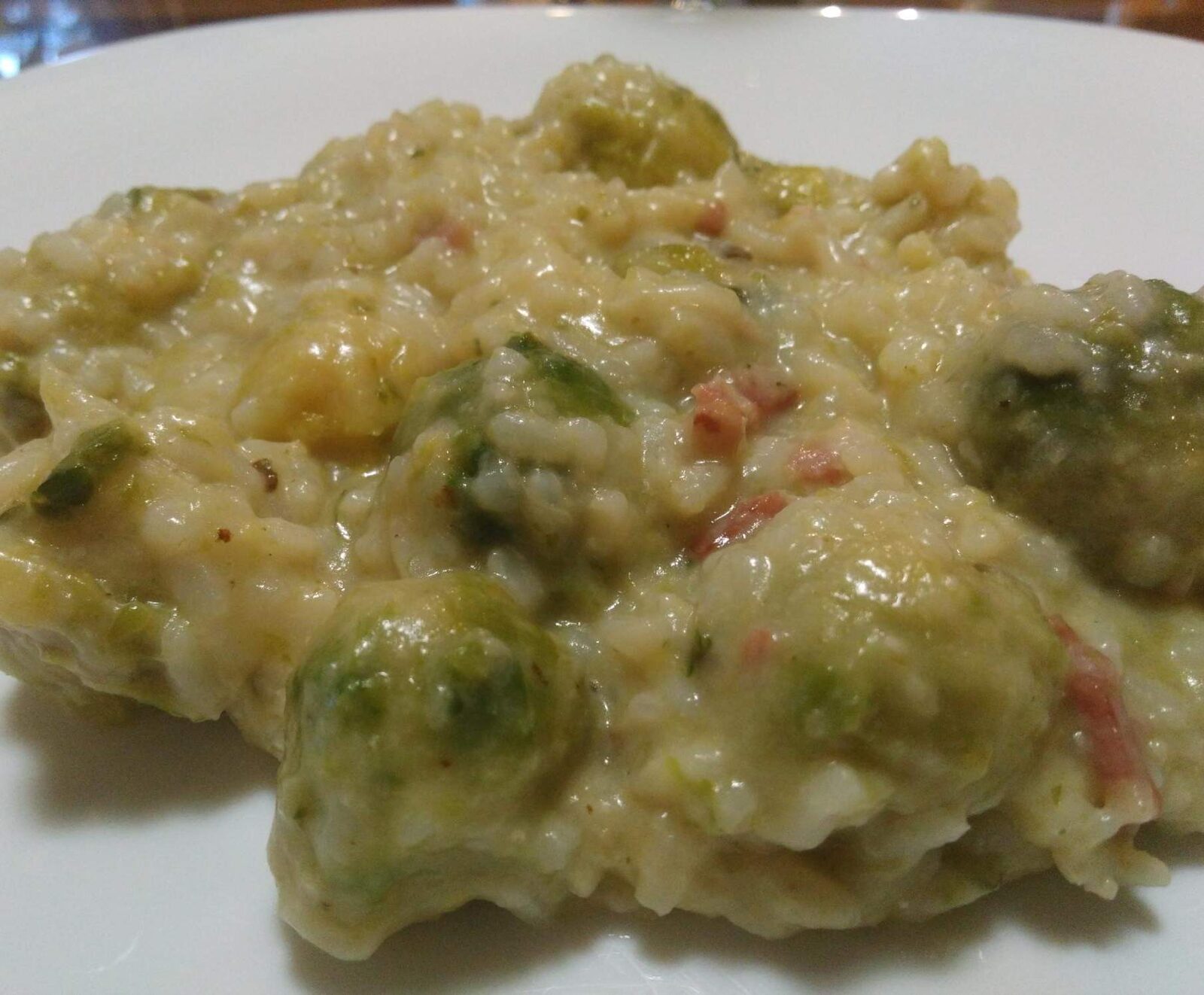 Risotto aux choux de Bruxelles, lard fumé et parmesan