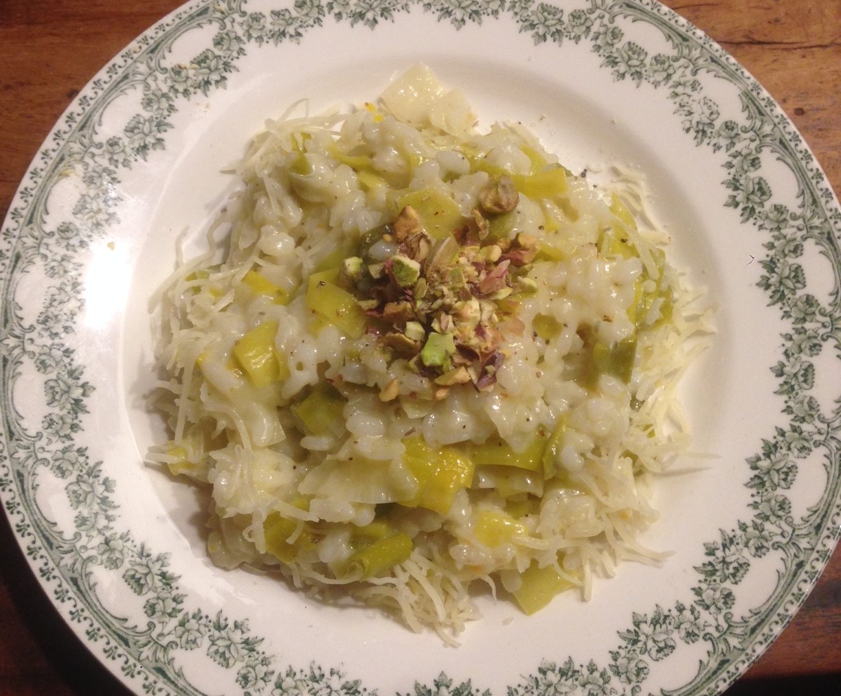 Risotto crémeux chèvre-poireaux et pistaches