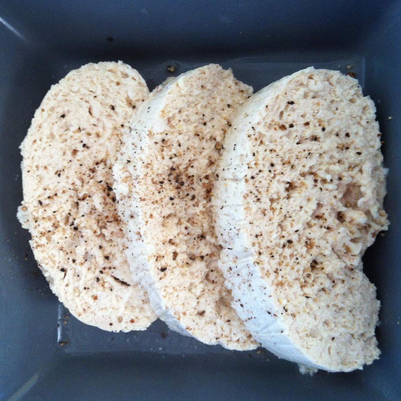 Roulé de poulet au chèvre frais