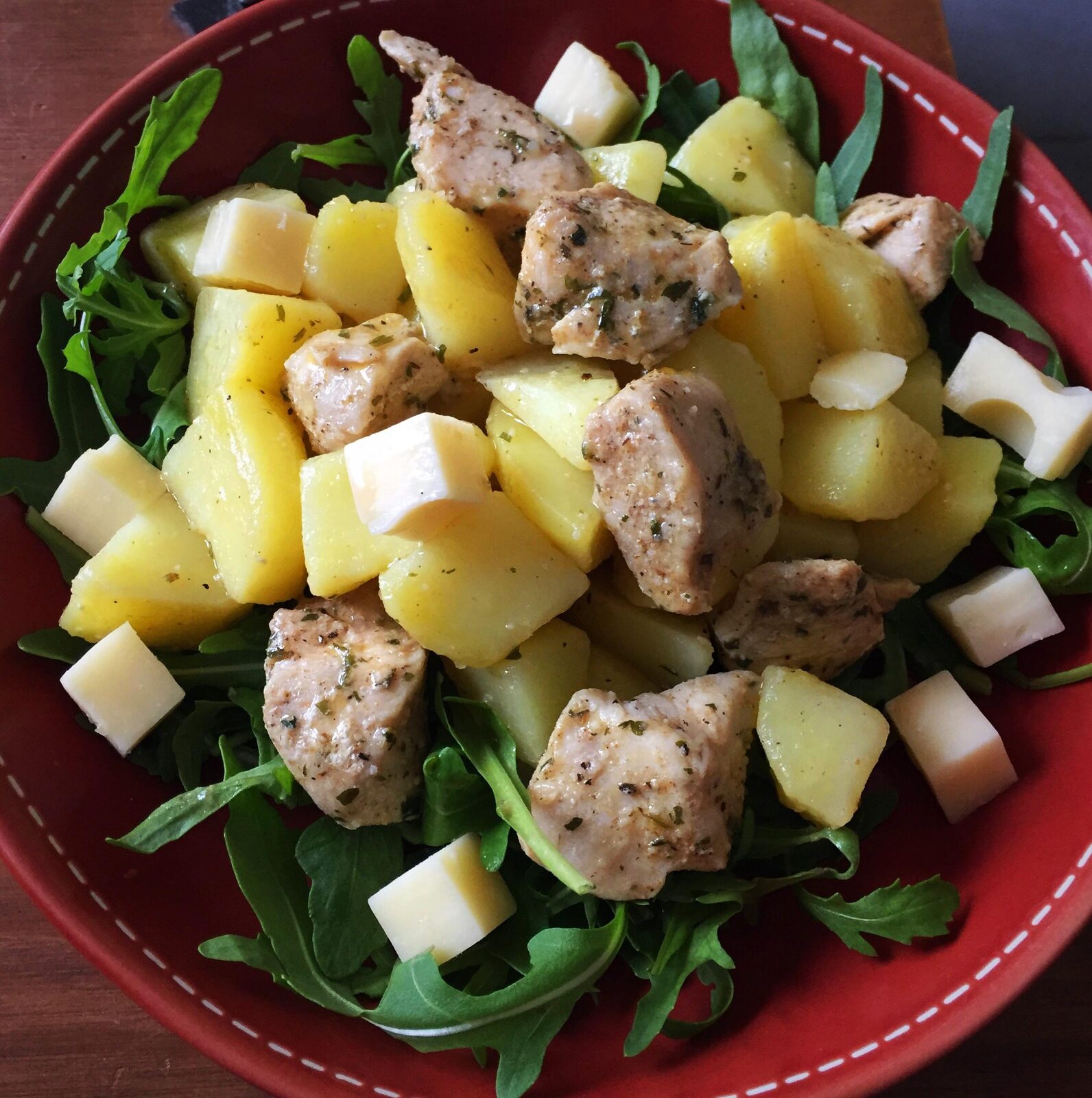 Salade de pomme de terre et poulet