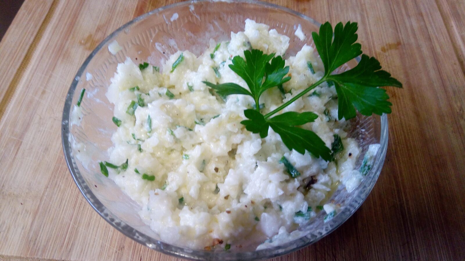 SALADE DE RADIS NOIR AU CHEVRE FRAIS