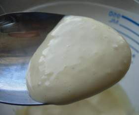 sauce rémoulade en deux versions ( classique et allégée)