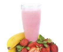 Smoothie végan Fraises-banane au lait coco