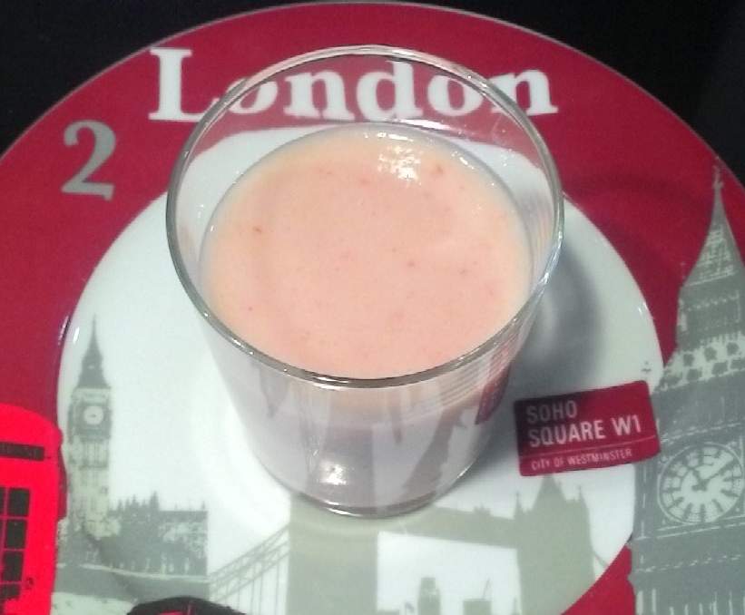 Smoothies cocktail fruits