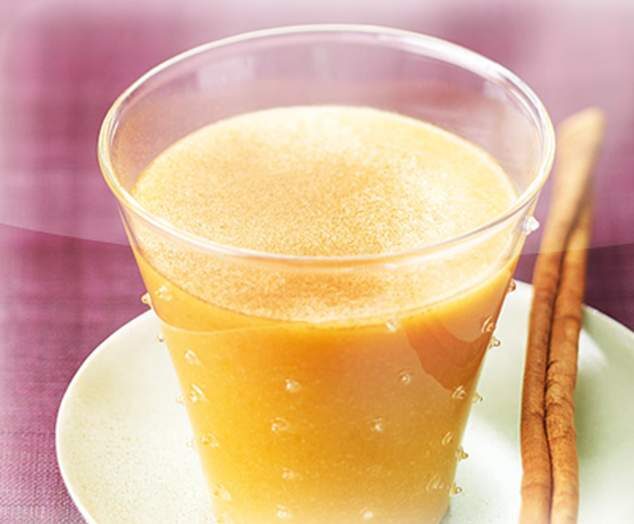 Smothie pr les sportifs: pêche, poire & abricots secs.