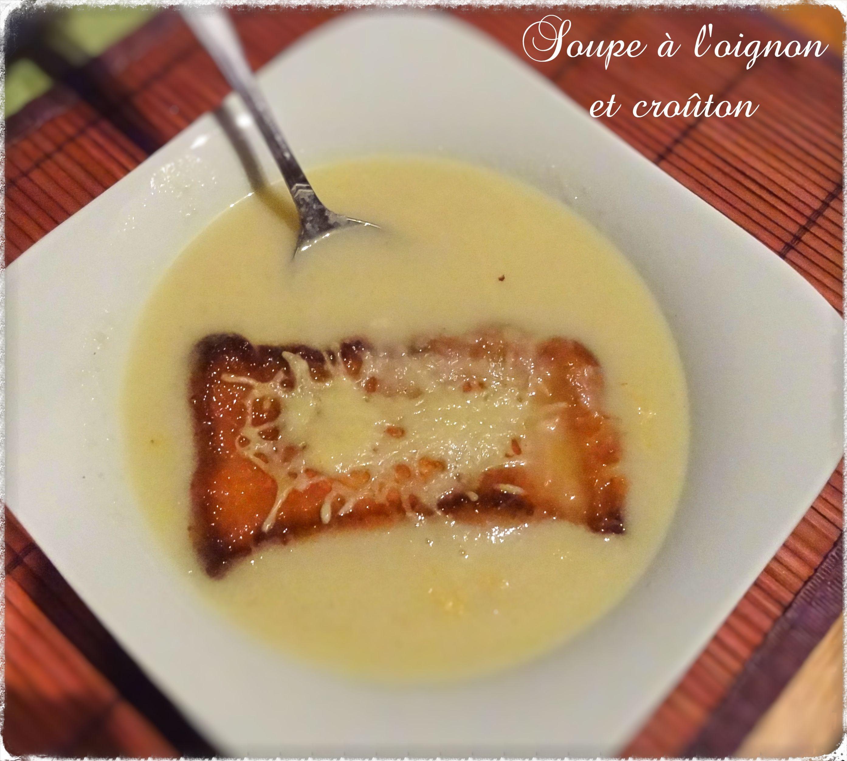 Soupe à l'oignon et croûton