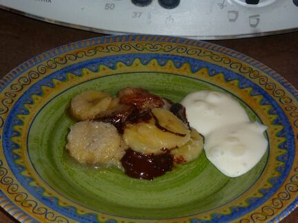 Soupe au porc aux saveurs asiatiques / dessert Papillotte banane-coco-chocolat