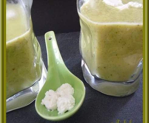 Soupe courgettes bacon et chèvre