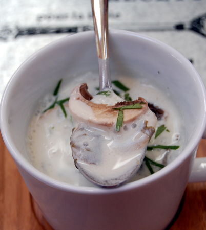 Soupe de champignons au lait de coco