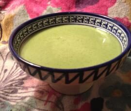 soupe de courgette au beurre de cacahuète