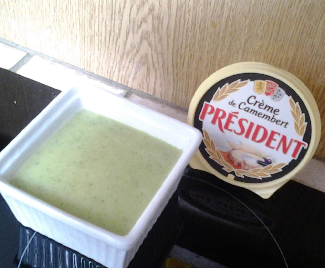 soupe de courgette pomme de terres a la creme de camenbert