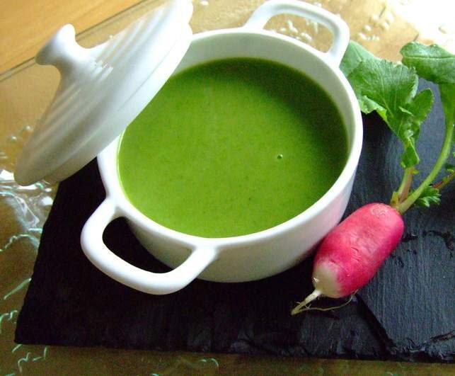 soupe de fanes de radis