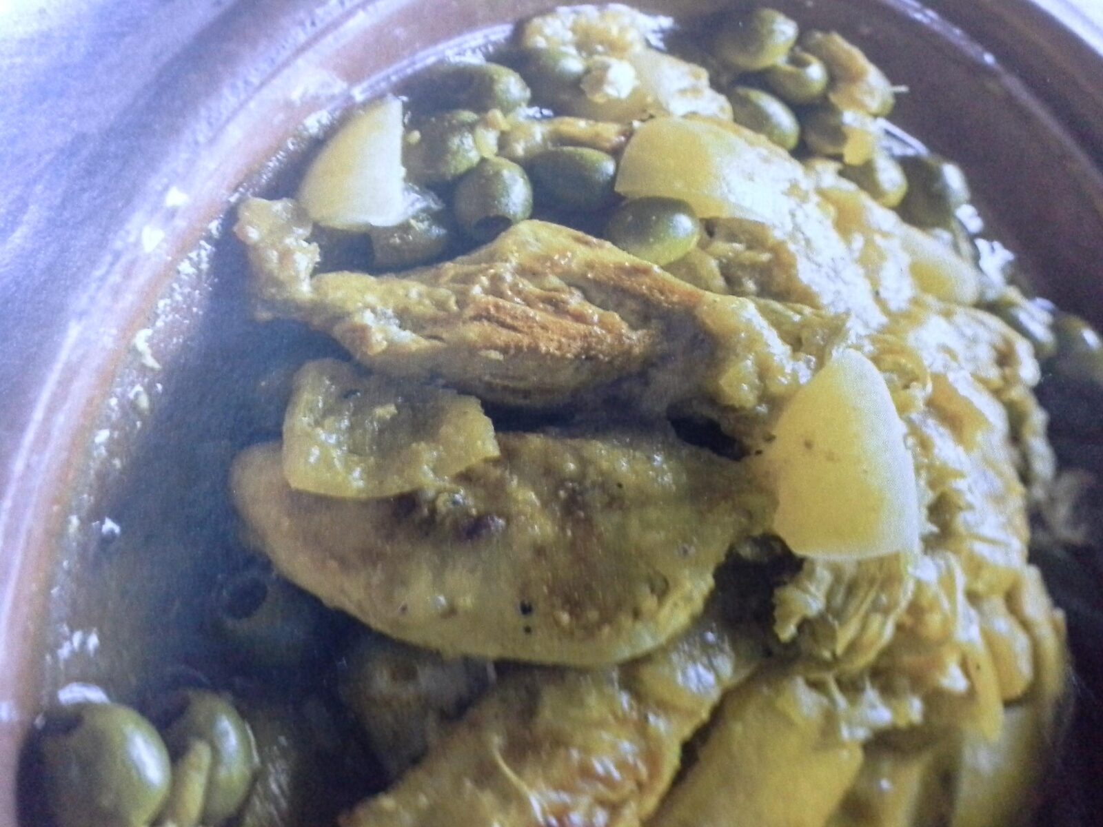 Tajine poulet ', olives, citrons confits