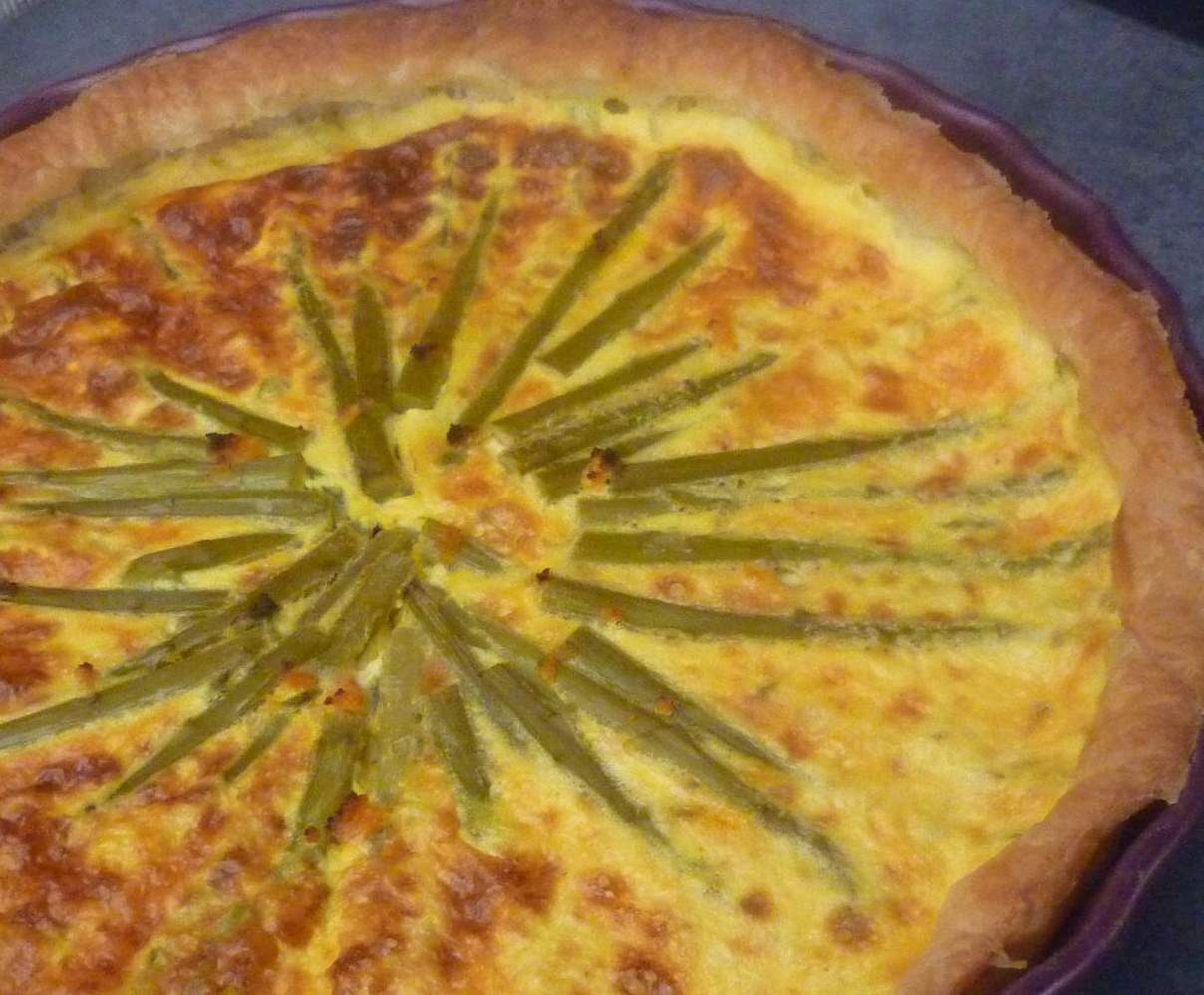 tarte aux asperges et à l'orange