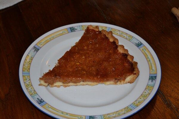 Tarte aux kakis et aux noix