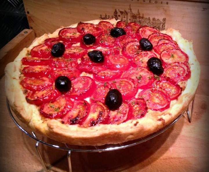 Tarte aux tomates, amandes et parmesan de Yotam Ottolenghi