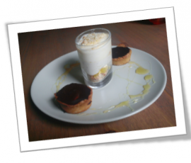 Tiramisu d’ananas/sorbet sur lit de spéculos et sa crème Mascarpone !(en verrines)