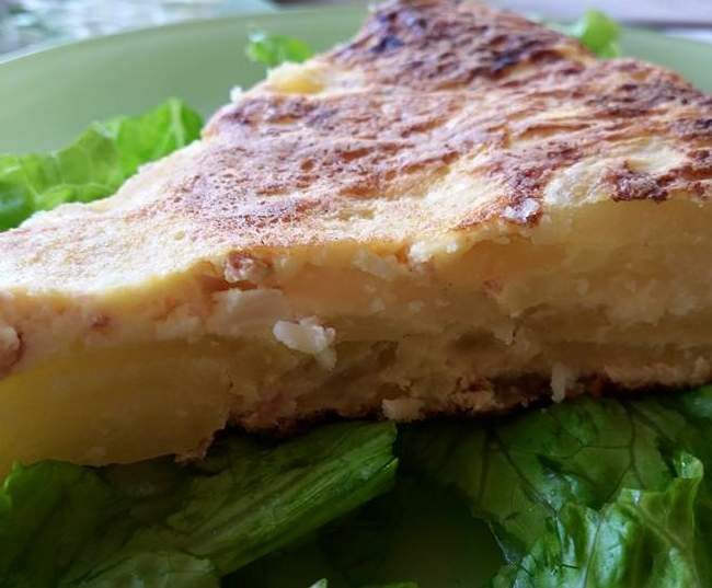 Tortilla courgettes pomme de terre chorizo bacon