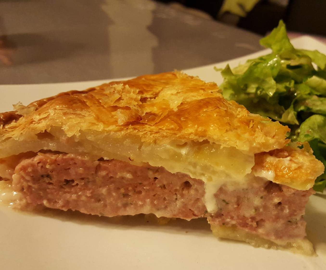 Tourte pomme de terre - chair à saucisse