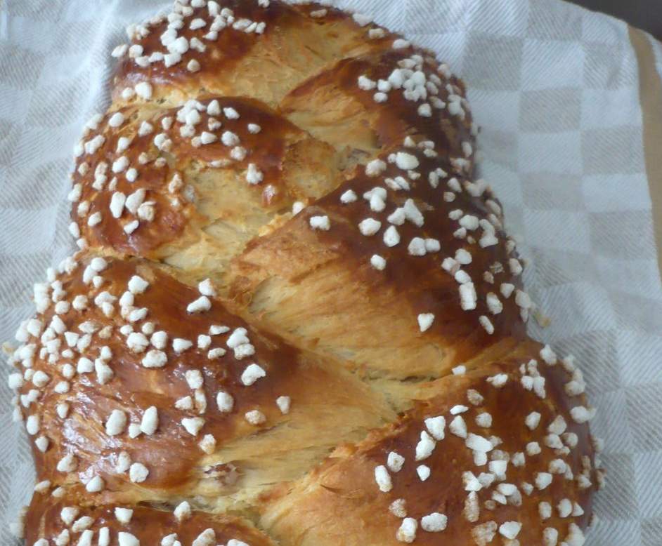 Tresse aux raisins secs.