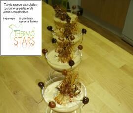 trio de saveurs, chocolaté, couronné de perles et résilles caramélisées