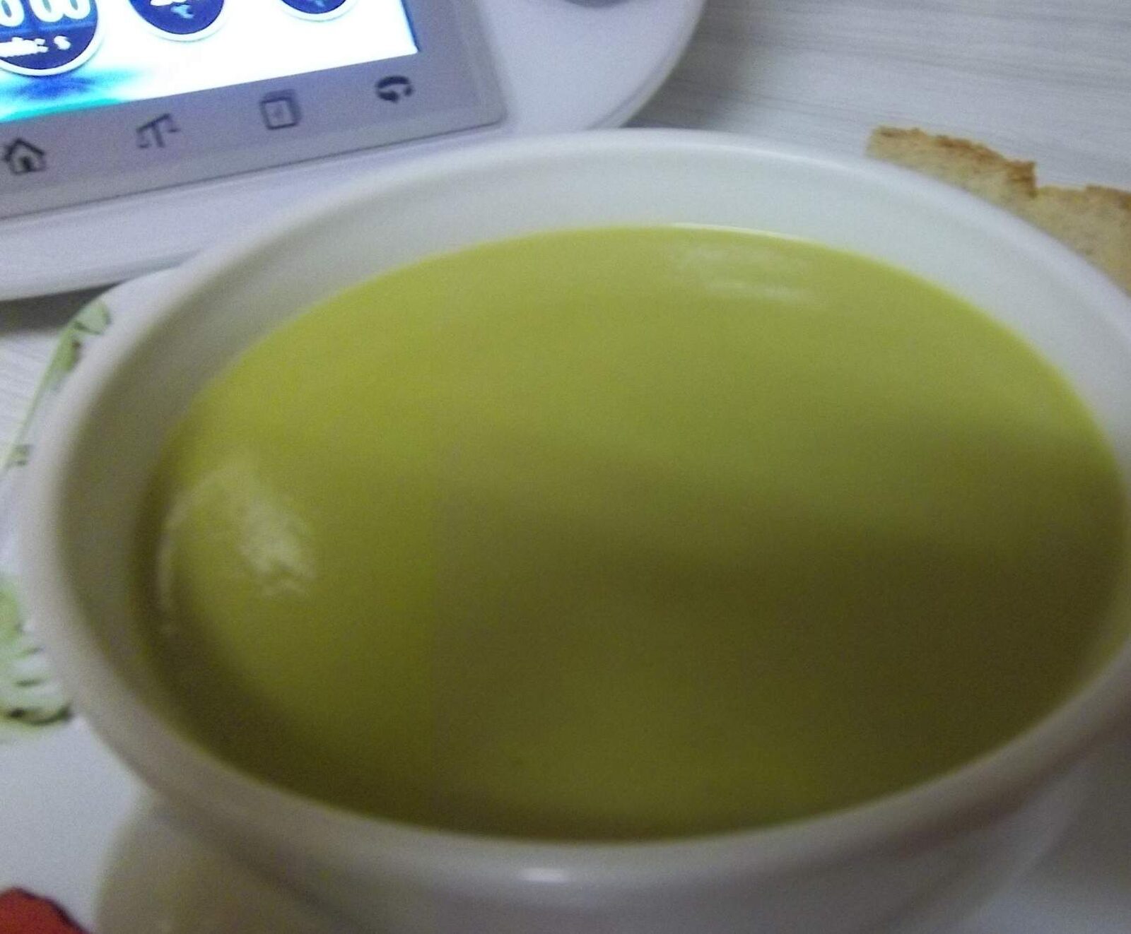 Velouté de courgettes au parmesan